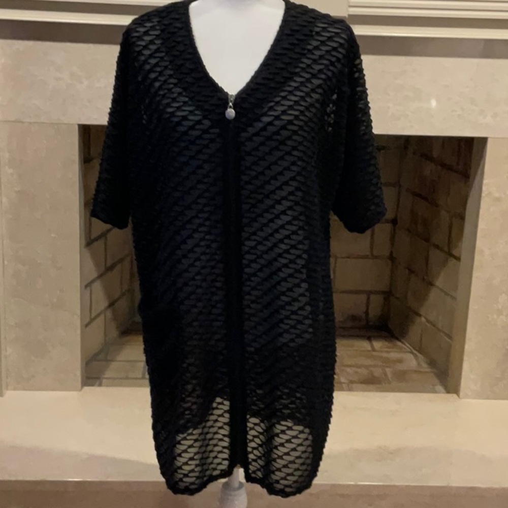 Black Sheer Beach Coverup with Zipper & pocket. Size S-M.